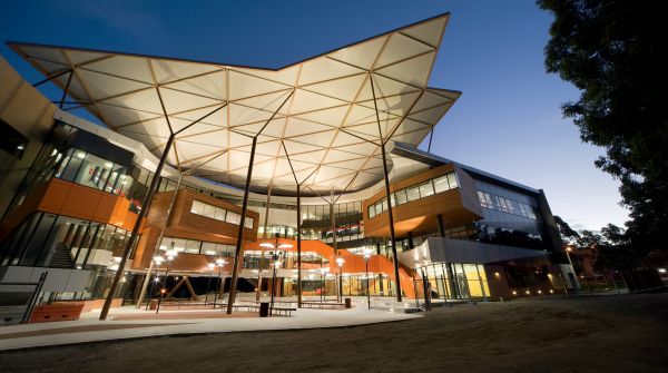 【海外升學諮詢開放日 – Western Sydney University Information Session】- 預約網上院校面見